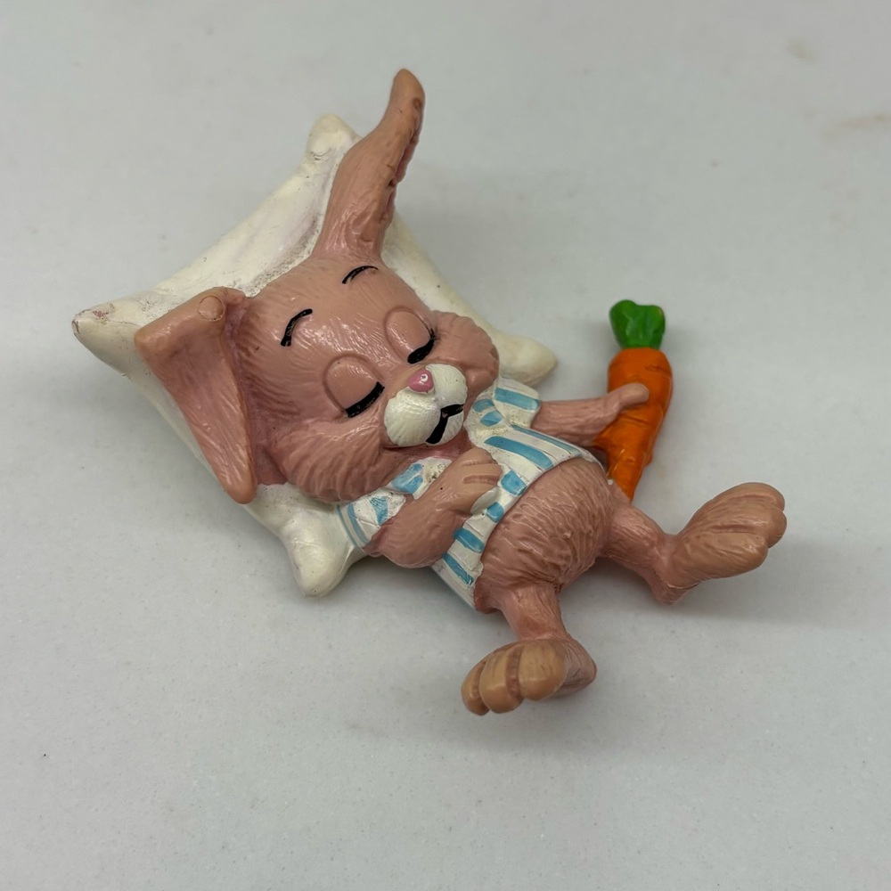Vintage Russ W. BERRIE Easter Bunny Sleeping Figurine with Carrot 1979 PVC 80s